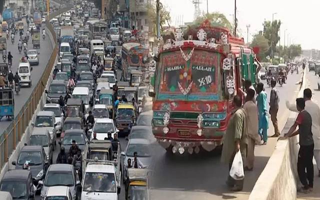  ٹرانسپورٹ پر پابندی کب لگے گی؟ اسد عمر نے بتادیا