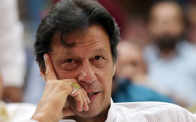 الیکشن کمیشن نے عمران خان کی جرمانہ کے خلاف اپیل مسترد کرتے ہوئے 30 ہزار روپے جرمانہ برقرار رکھنے کا فیصلہ سنا دیا۔ الیکشن کمیشن نے پشاور ضمنی انتخاب میں عمران خان کیخلاف ضابطہ اخلاق کی خلاف ورزی کا الزام میں محفوظ فیصلہ سنایا