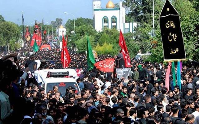 محرم الحرام کی آمد پر آئی جی پنجاب نے صوبہ بھر میں سکیورٹی مزید سخت کرنیکی ہدایت جاری کریں۔ سکیورٹی کیلئے 2لاکھ سے زائد پولیس افسران واہلکار تعینات ہونگے۔ 