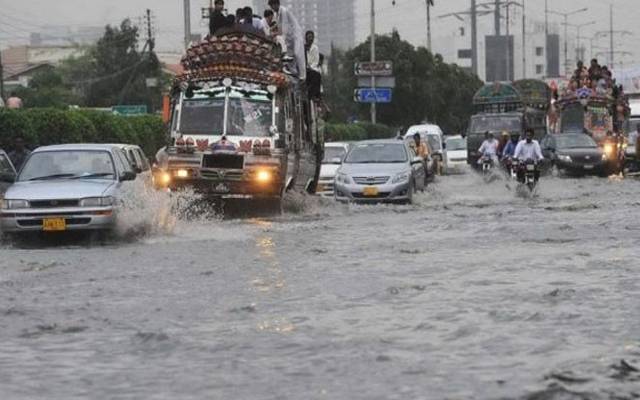  ملک کے بیشترعلاقوں میں آج بھی موسم گرم اور مرطوب رہے گا جبکہ اسلام آباد، خطۂ پوٹھوہار ، شمال مشرقی پنجاب، بالائی خیبر پختونخوا، کشمیر اورگلگت بلتستان میں تیز ہواؤں،آندھی اور گرج چمک کے ساتھ بارش کا امکان ہے۔