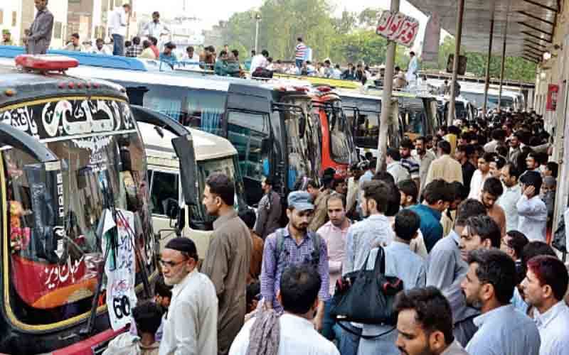 انٹر سٹی بسوں، گڈز ٹرانسپورٹ کرایوں میں فوری کمی کا فیصلہ 