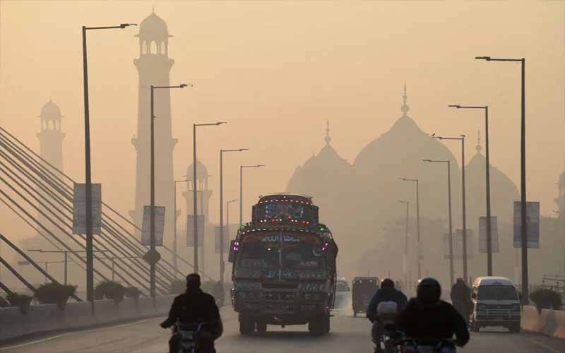 باغوں کے شہر پر فضائی آلودگی کا راج برقرار