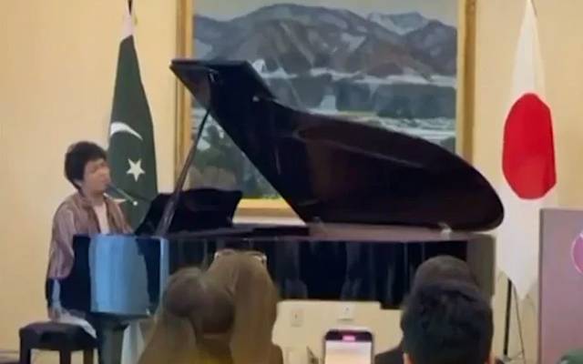 جاپانی گلوکار کینٹا شوجی نے  ’دل دل پاکستان‘  گا کر لوگوں کے دل موہ لیے۔