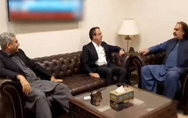 علی امین گنڈاپور کی وفاقی وزیر داخلہ اور توانائی سے ملاقات، معاملات مل بیٹھ کر حل کرنے پر اتفاق