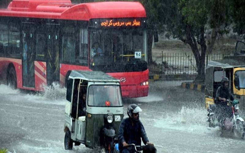 کراچی: محکمہ موسمیات کی بارشوں کی پیشگوئی، رین ایمرجنسی نافذ