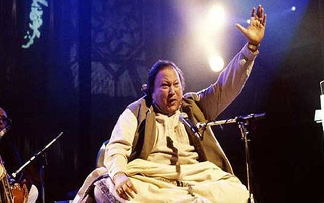 لیجنڈ گلوکار نصرت فتح علی خان کی برسوں پرانی قوالیاں اچانک منظر عام پر آگئیں