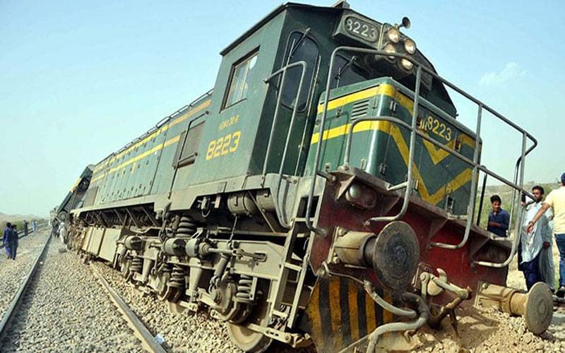پشاور سے کوئٹہ جانے والی ٹرین حادثے کا شکار