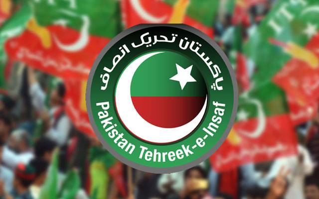 گجرات: پی ٹی آئی کارکنوں کا  اینٹی کرپشن ٹیم پر حملہ، ایم این اے  کو چھڑا کر فرار