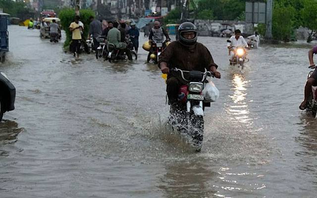 ملک کے مختلف حصوں میں بارشوں سےندی نالوں میں طغیانی،الرٹ جاری