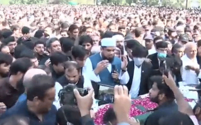 سینئر صحافی ارشد شریف کی نماز جنازہ شاہ فیصل مسجد میں ادا کی گئی